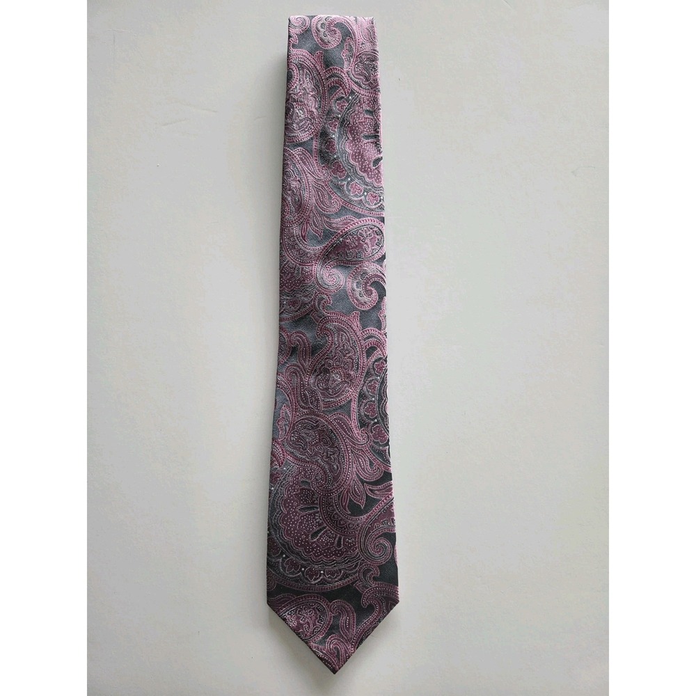 Geoffrey Beene Mens Silk Tie Fuchsia Pink Charcoal Grey Paisley Necktie Classic